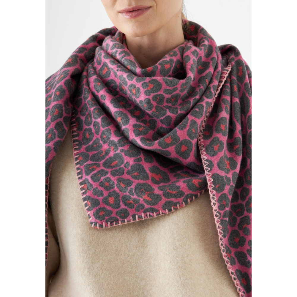 Codello Dreieckstuch Triangle-Tuch mit Leo-Fell – Bild 6