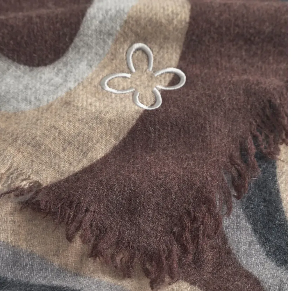 Codello Schal aus Woll-Kaschmir-Mischung mit Bubble-Print Farbe Grau – Bild 3